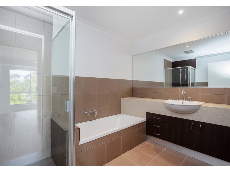 18/33 Clark Street, Biggera Waters QLD 4216
