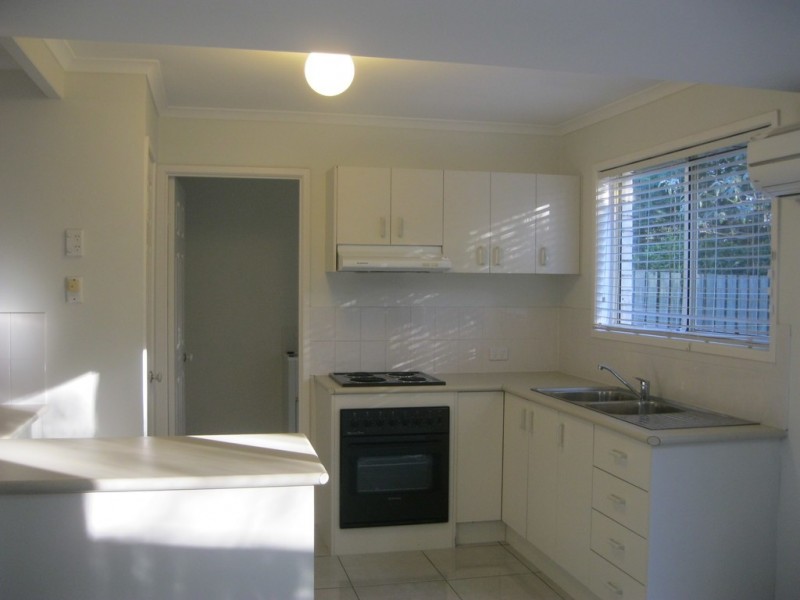 10/7 Oricon Court, Springwood QLD 4127