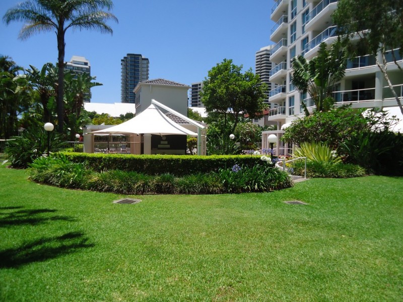 63/15-21 Breaker Street, Main Beach QLD 4217
