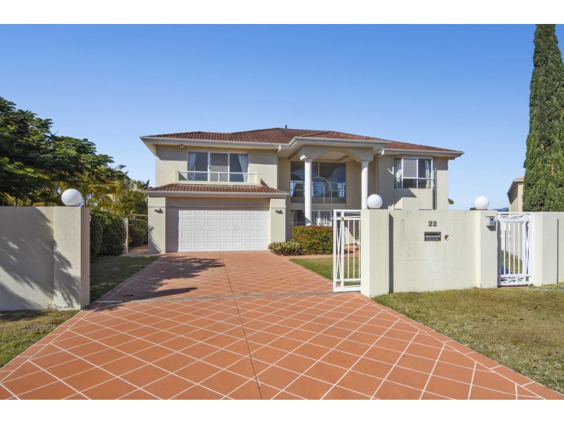 22 Staysail Cres, Clear Island Waters QLD 4226