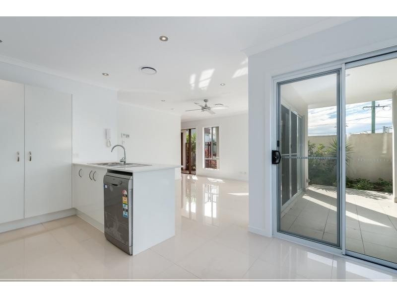 59 Ward Street, Southport QLD 4215