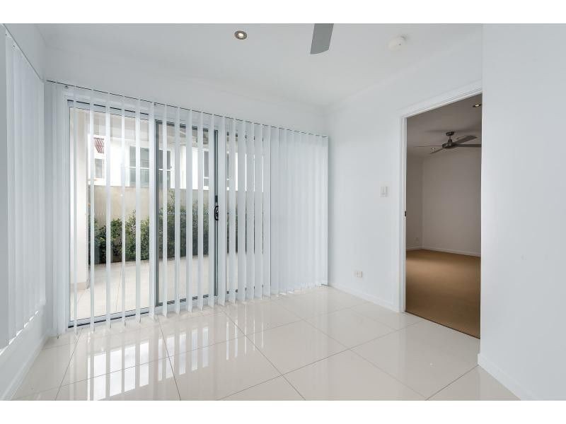 59 Ward Street, Southport QLD 4215
