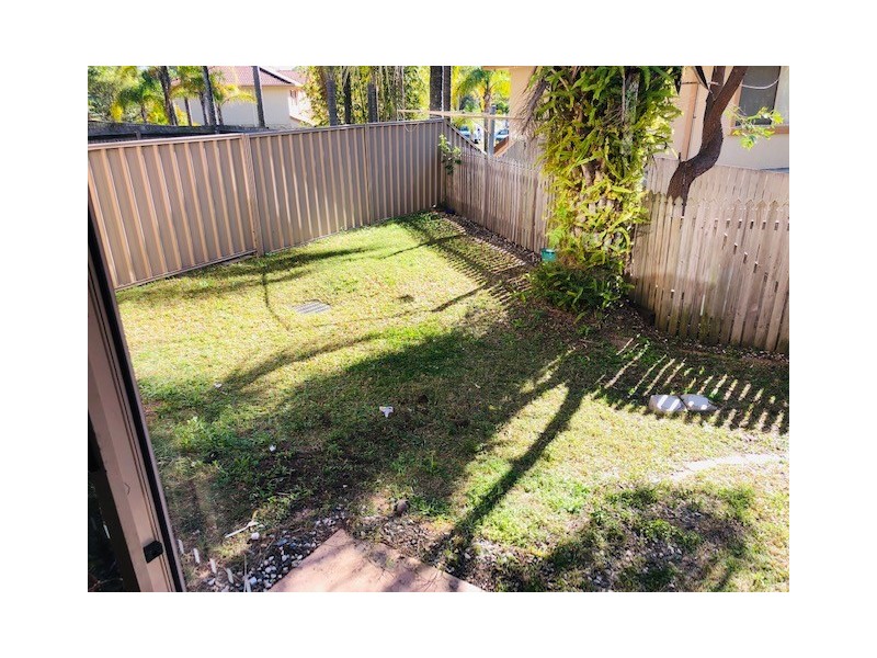 147/31 Usher Avenue, Labrador QLD 4215