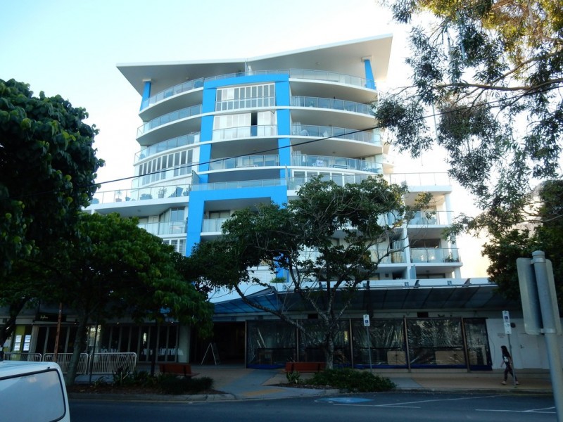 305 / 89 LANDSBOROUGH AVENUE, Scarborough QLD 4020