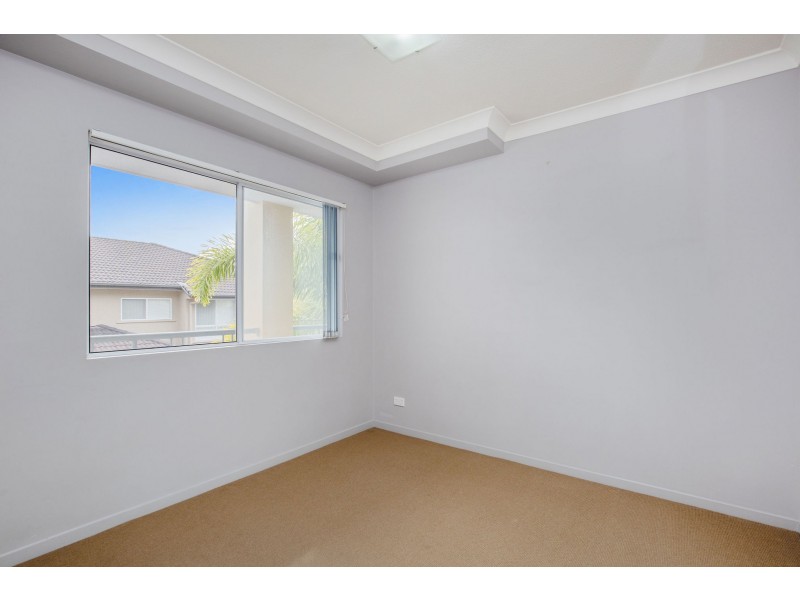 504/33 Clark Street, Biggera Waters QLD 4216