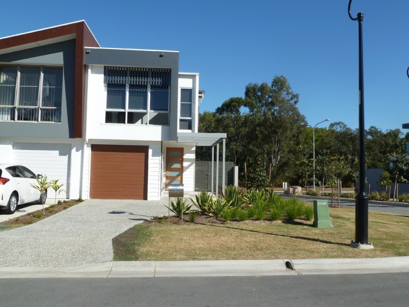 32 Florabella Drive, Robina QLD 4226