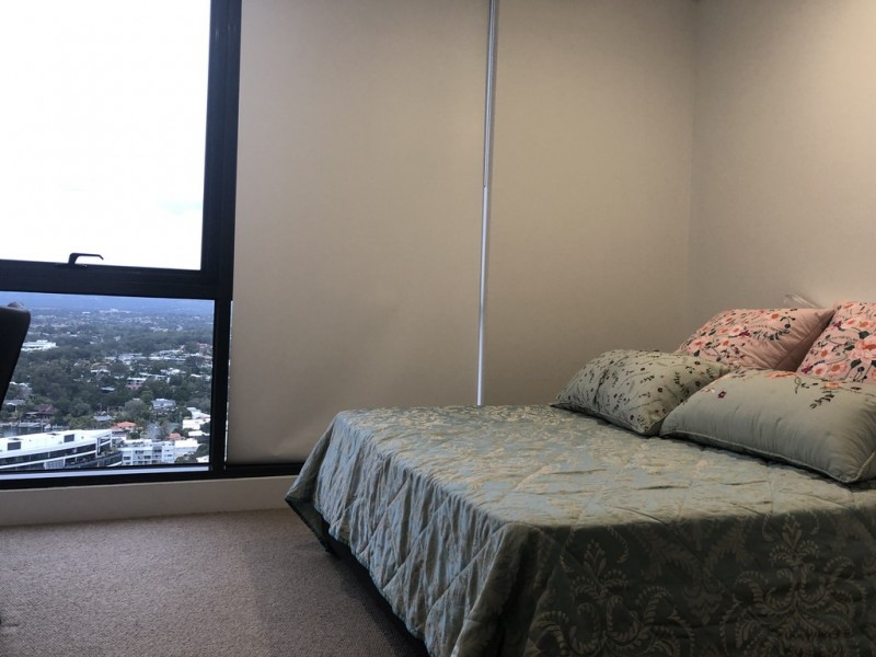 2 como crescent, Southport QLD 4215