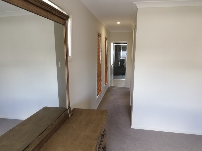 38 Cyan St., Helensvale QLD 4212