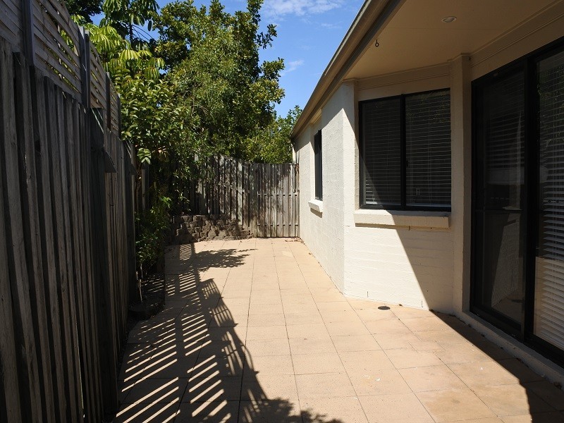 AIT/590 PINE RIDGE ROAD, Coombabah QLD 4216