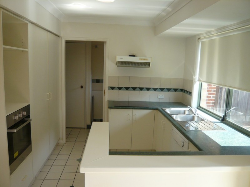 11/18 Batchworth Road, Molendinar QLD 4214