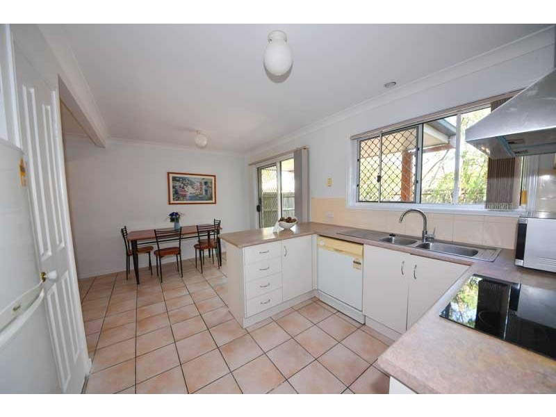 38 DYSON AVENUE, Sunnybank QLD 4109