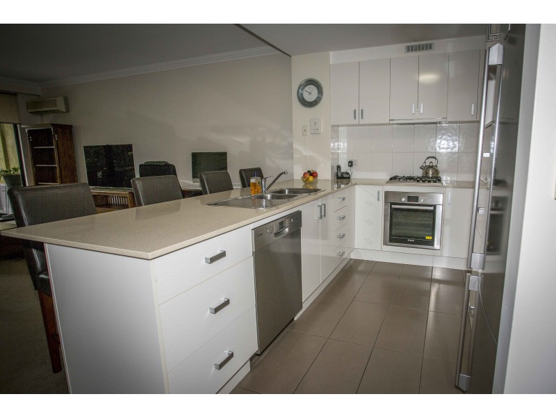 33/30 Mollison Street, South Brisbane QLD 4101