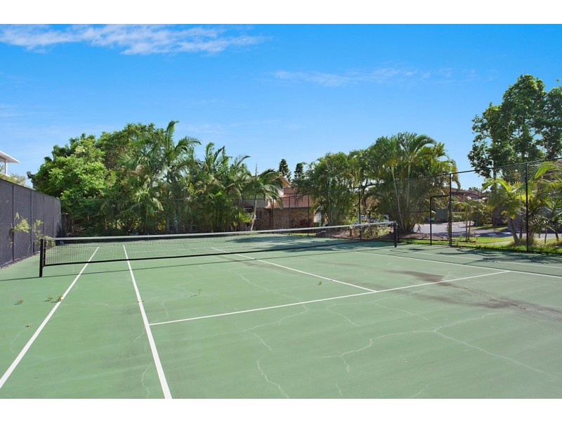 12/11 Waterford, Ct, Bundall QLD 4217