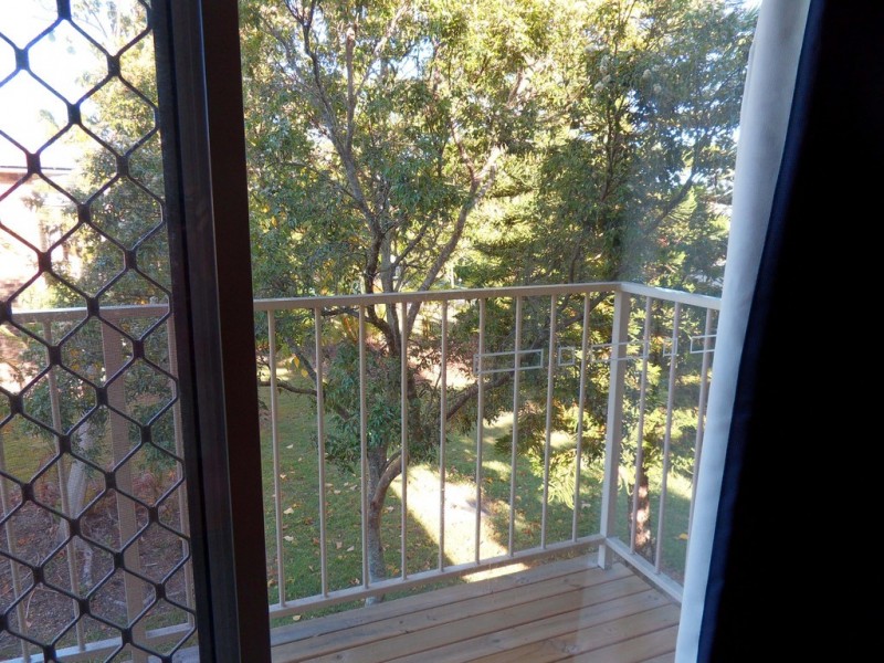 12/11 Waterford, Ct, Bundall QLD 4217