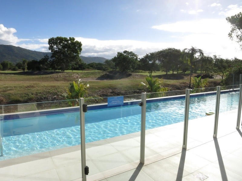 3/19 to 37 St Crispins ave, Port Douglas QLD 4877