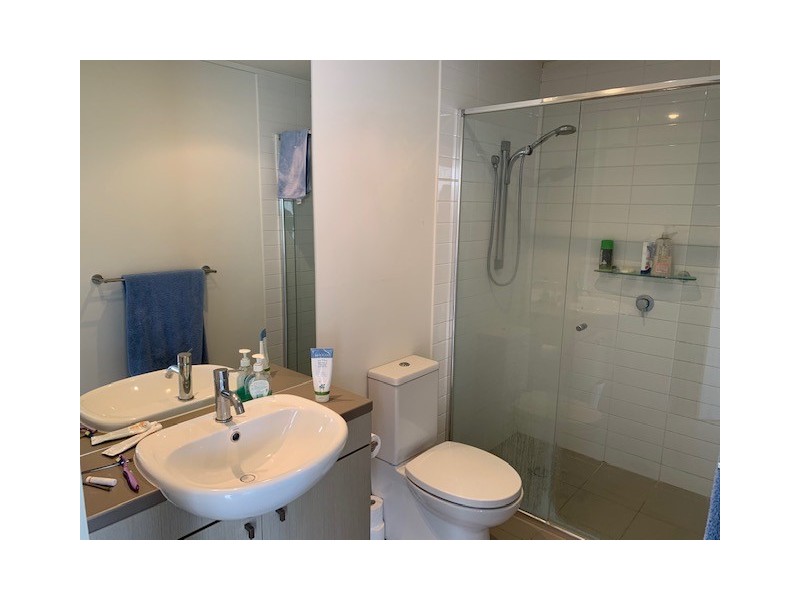 137 Scottsdale Drive, Robina QLD 4226