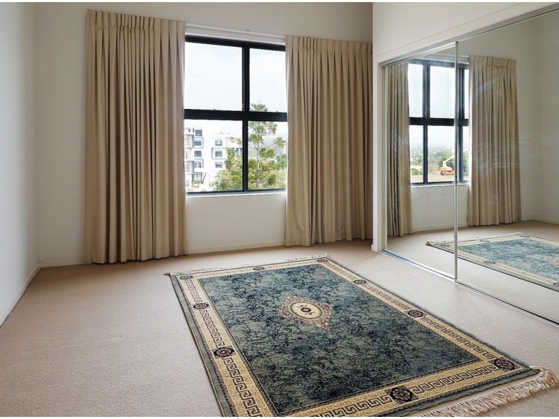 137 Scottsdale Drive, Robina QLD 4226