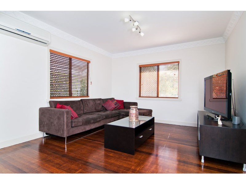 71 Pateena Street, Stafford QLD 4053