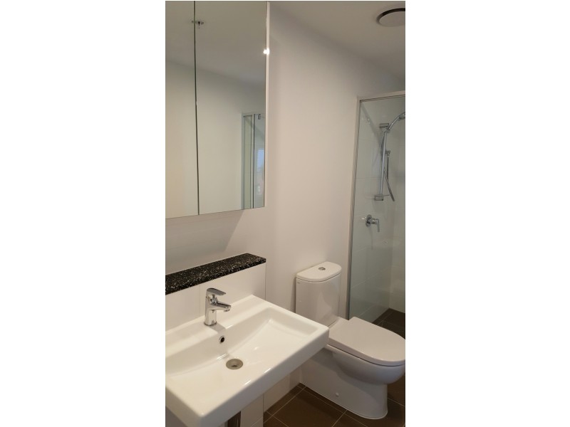 2729 Gold Coast Highway, Broadbeach QLD 4218