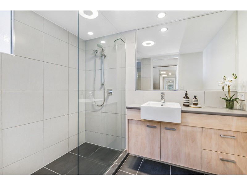 37/57 Grand Parade, Kawana Island QLD 4575