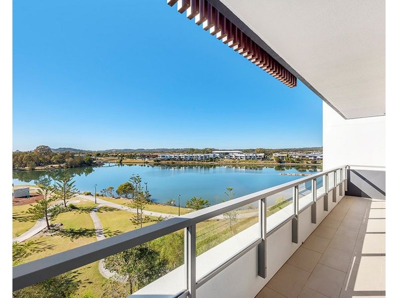 3/65 Varsity parade, Varsity Lakes QLD 4227