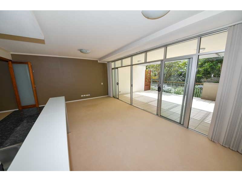 16 Hetherington, Bulimba QLD 4171