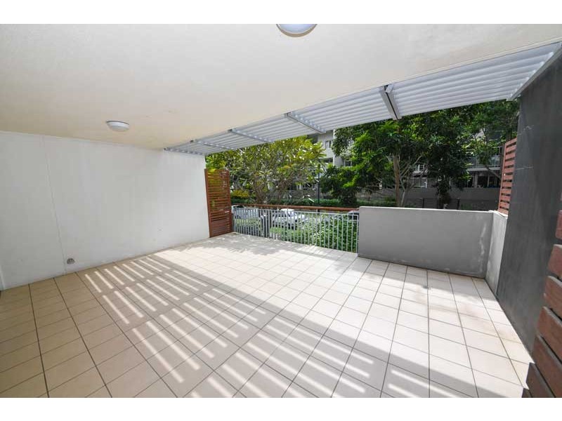 16 Hetherington, Bulimba QLD 4171