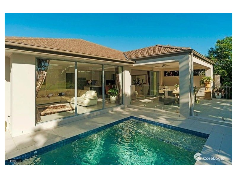 9119 Peter Senior Drive, Hope Island QLD 4212