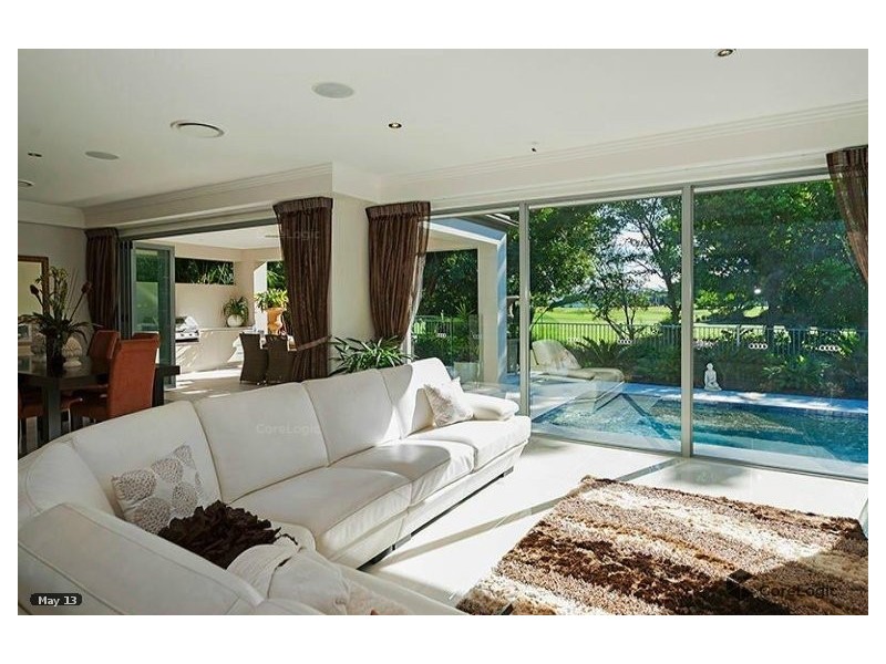 9119 Peter Senior Drive, Hope Island QLD 4212