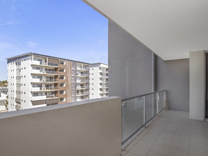 604/20 playfield street, Chermside QLD 4032