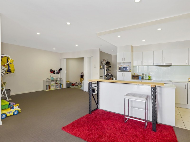 604/20 playfield street, Chermside QLD 4032