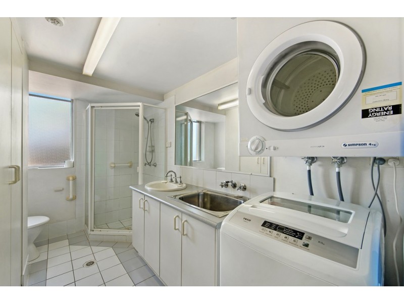 14/30 MARINE PARADE, Southport QLD 4215