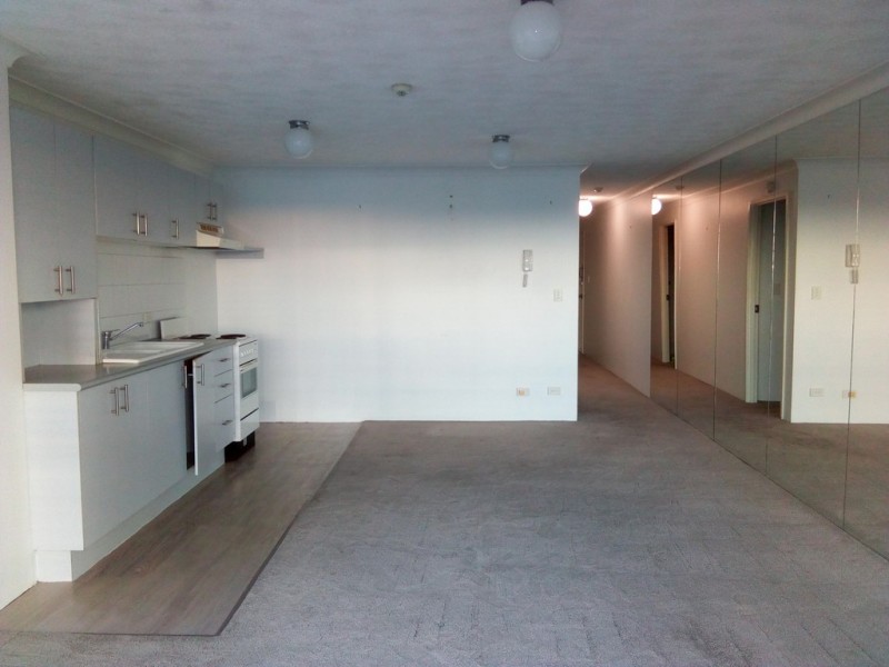 14/30 MARINE PARADE, Southport QLD 4215