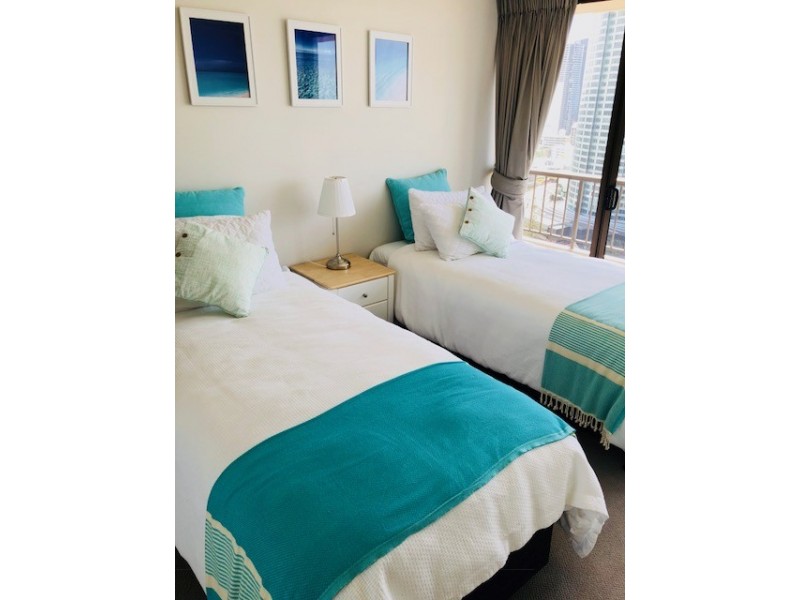 2103/5-25 Enderley Ave, Surfers Paradise QLD 4217