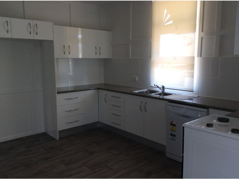 50-52 Poinciana Avenue, Tewantin QLD 4565