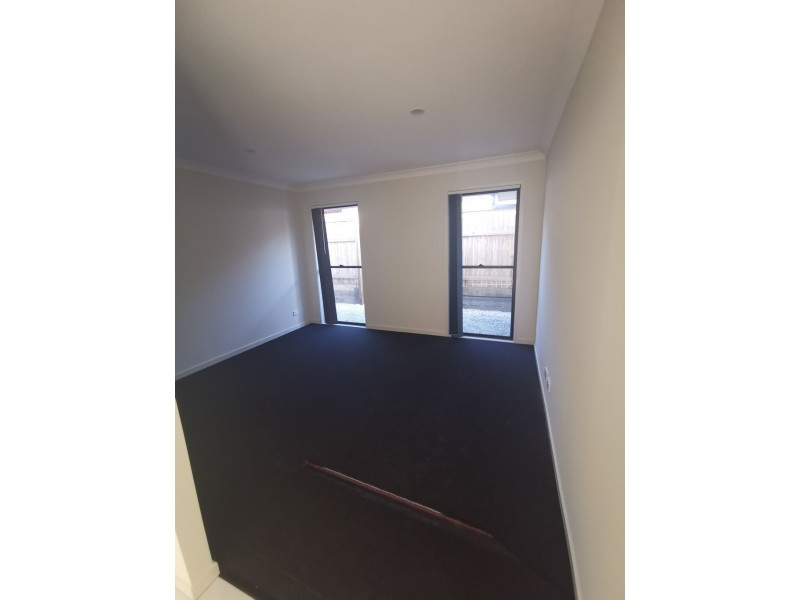 35 GILLIAN DRIVE, Coomera QLD 4209