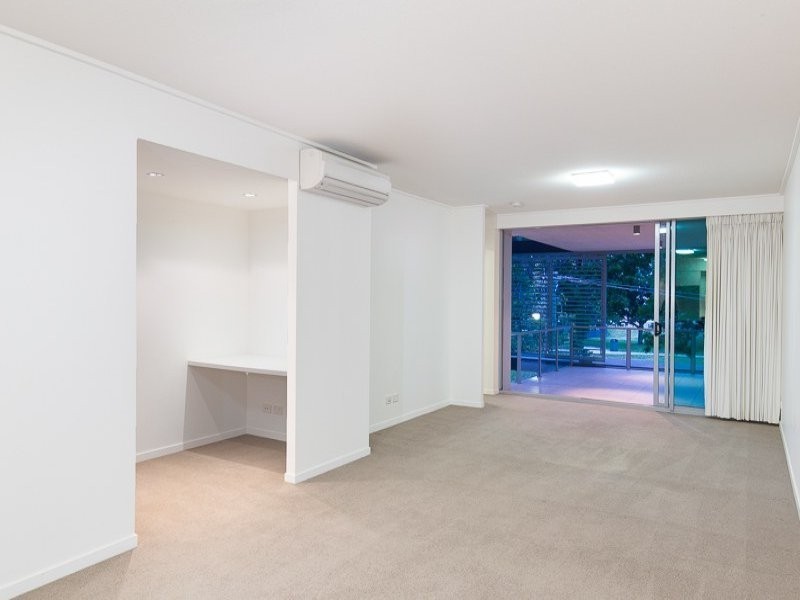 211/23 Parkland Street, Nundah QLD 4012