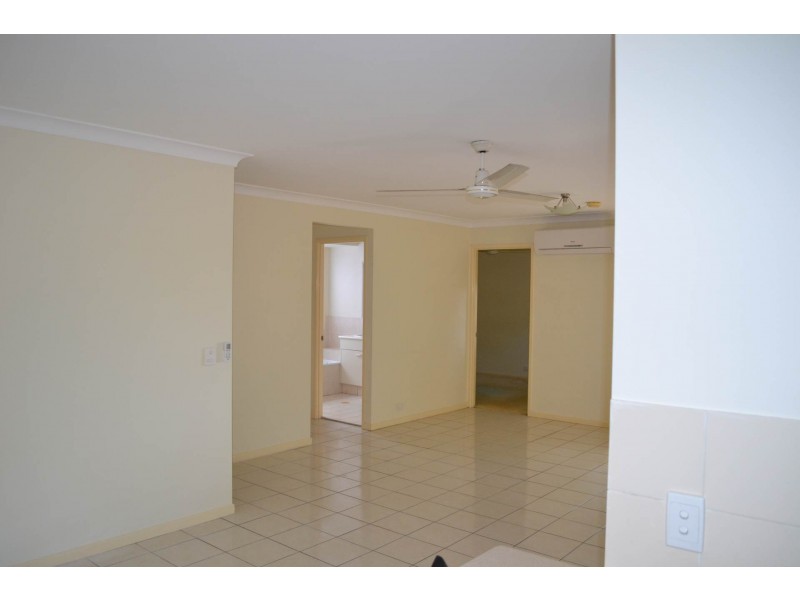 135 Universal Street, Oxenford QLD 4210