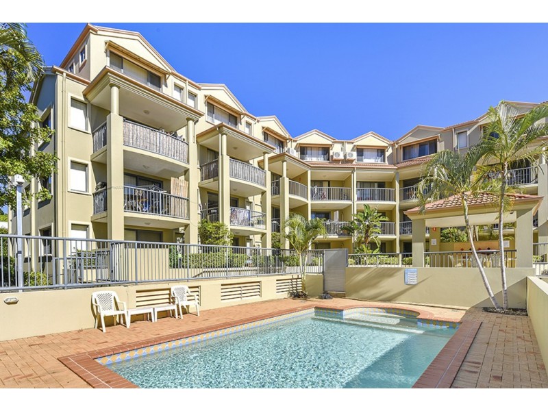 17/8 Whitby Street, Southport QLD 4215
