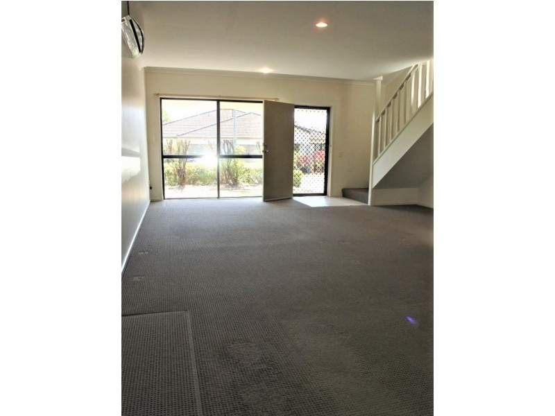 ASA/590 PINE RIDGE ROAD, Coombabah QLD 4216