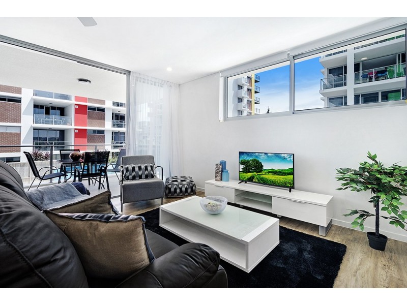 224/33 Lakefront Crescent, Varsity Lakes QLD 4227