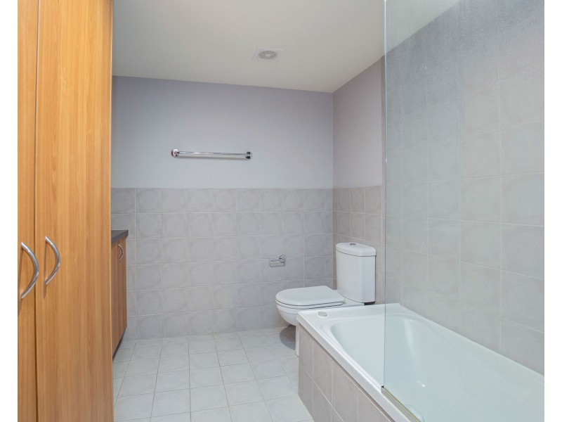 1013/33 Clark Street, Biggera Waters QLD 4216