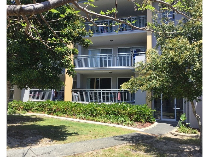 1013/33 Clark Street, Biggera Waters QLD 4216