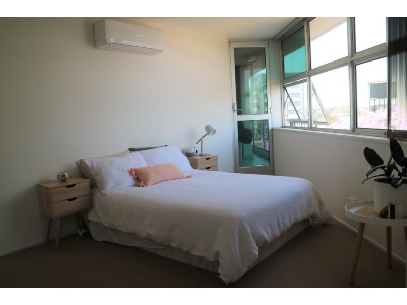 55 Thorn Street, Kangaroo Point QLD 4169