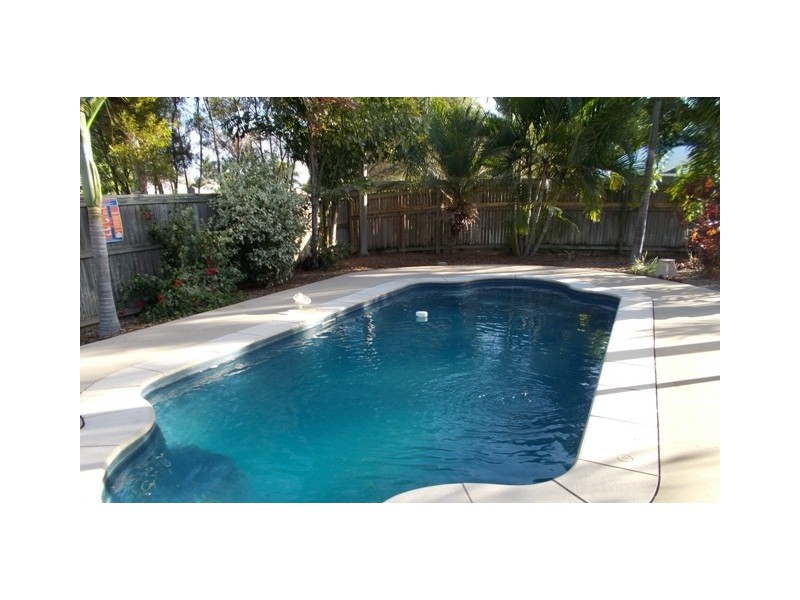 1 Woodlake Ave, Kirwan QLD 4817