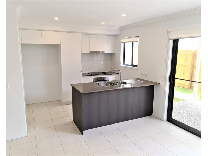 90 Learmonth Street, Strathpine QLD 4500