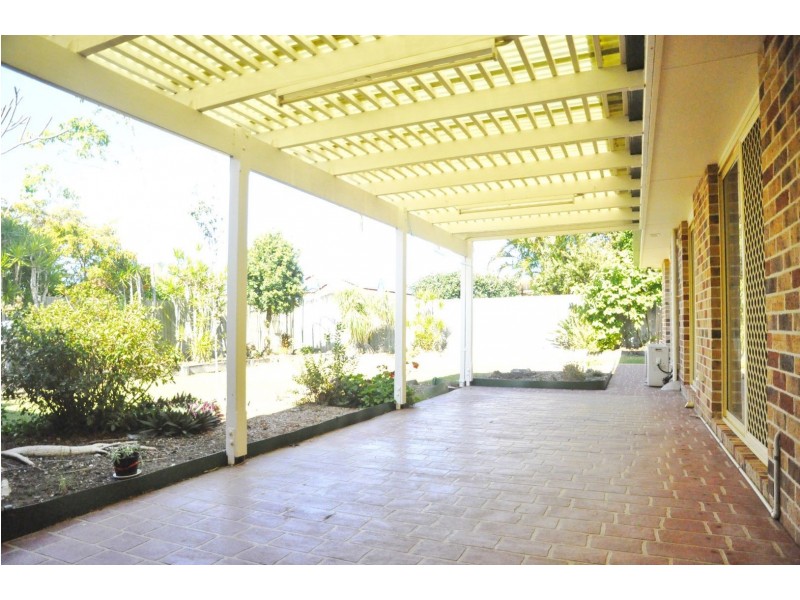 18 Bellflower Place, Calamvale QLD 4116