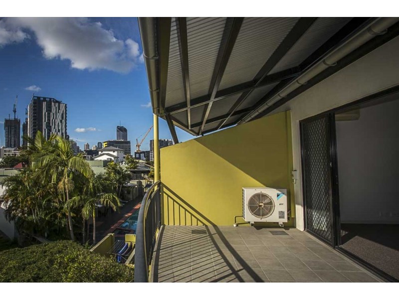 18 30 Mollison Street, South Brisbane QLD 4101