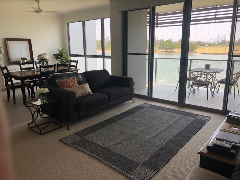 13/3028 The Boulevard, Carrara QLD 4211