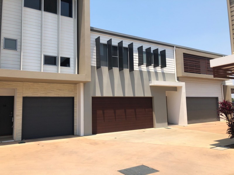 13/3028 The Boulevard, Carrara QLD 4211